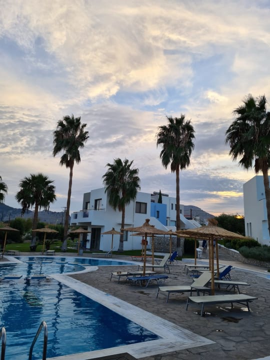 Pool Atlantica Mikri Poli Rhodes