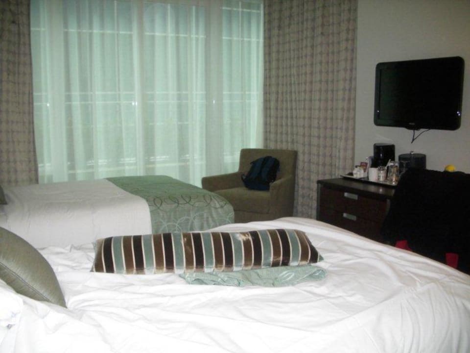 Fernsehschrank Hotel Coast Coal Harbour