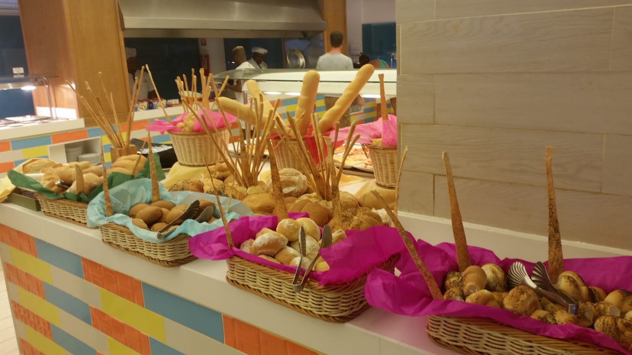 Restaurant Viva Tangerine by Wyndham - All Inclusive Resort