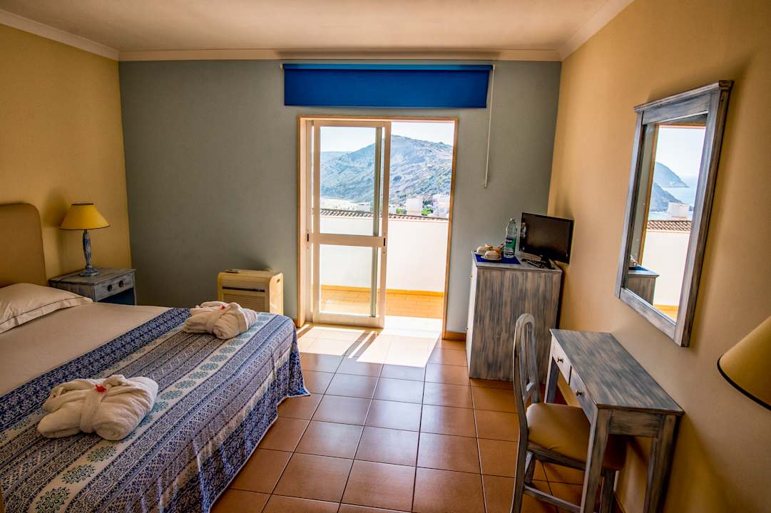Zimmer Hotel Praia do Burgau