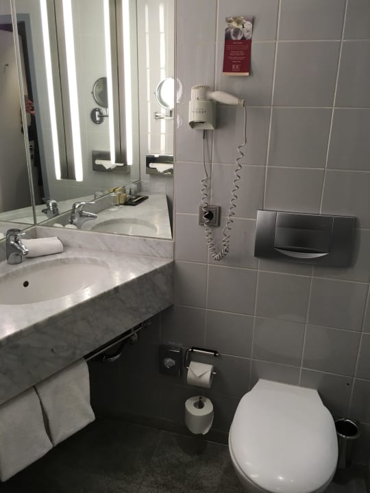 Badezimmer K+K Hotel am Harras