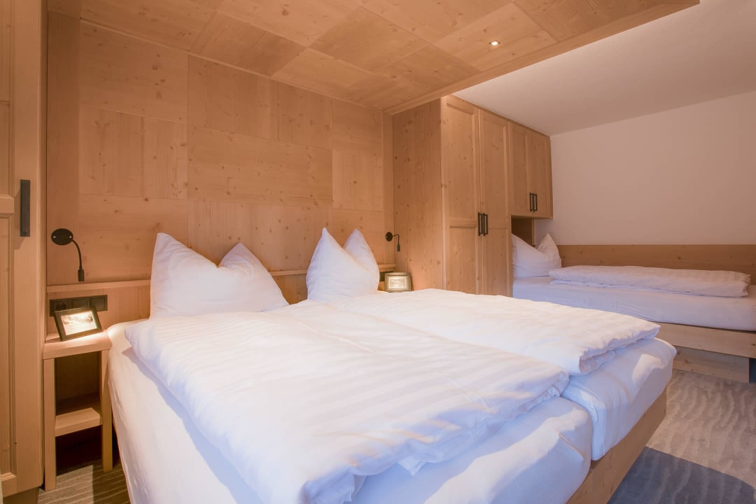 Die neuen zimmer (2016) Gästeheim Berghof