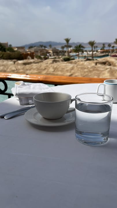 Ausblick Hotel Kempinski Soma Bay