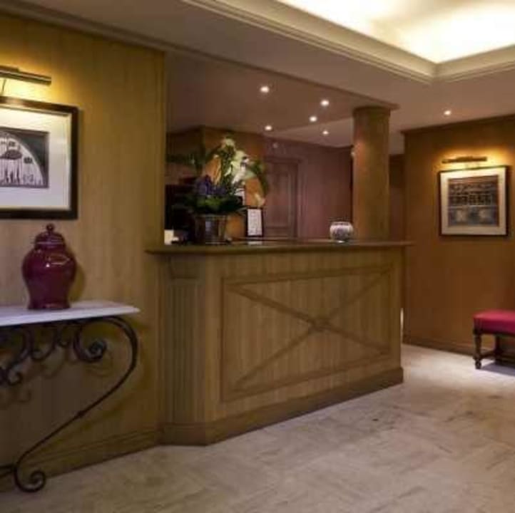 Reception XO Hotel Paris