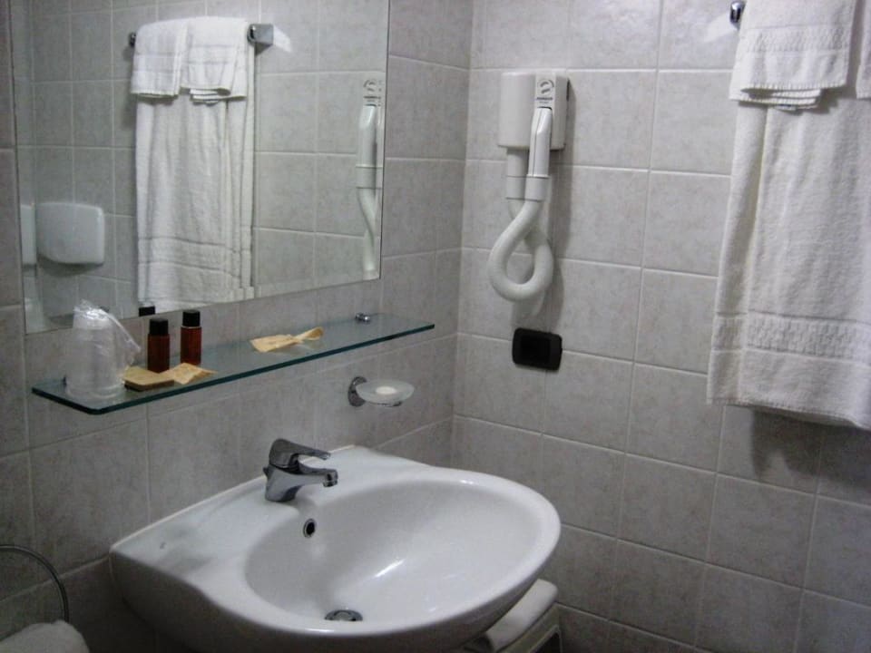 Badezimmer Hotel Casolare le Terre Rosse