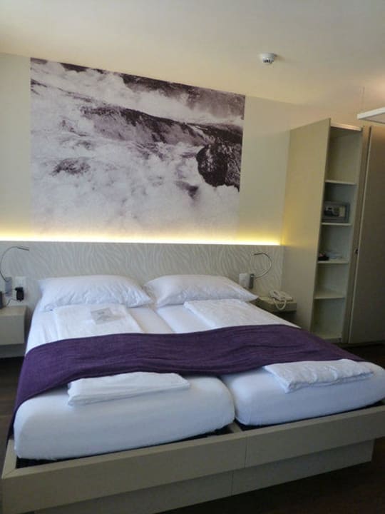 Moderne Einrichtung CASCADA Hotel