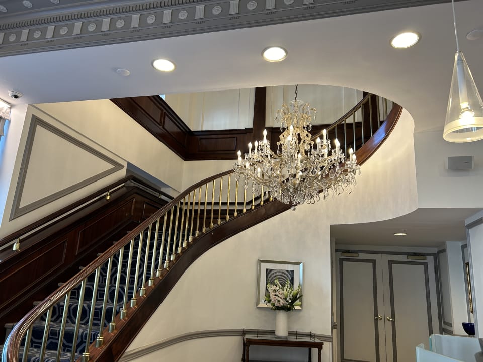 Lobby Phoenix Park Hotel