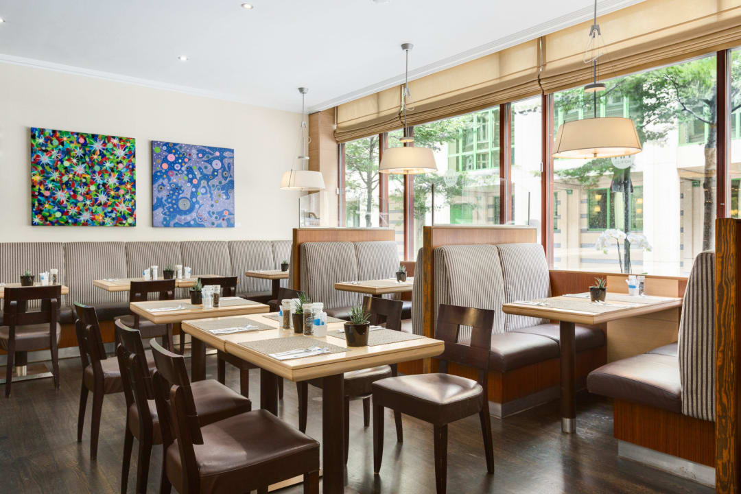 Frühstück Hotel NH Grand Place Arenberg