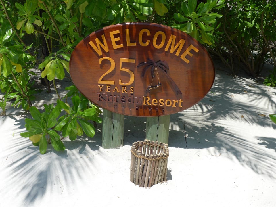 Kuredu Schild Kuredu Island Resort & Spa