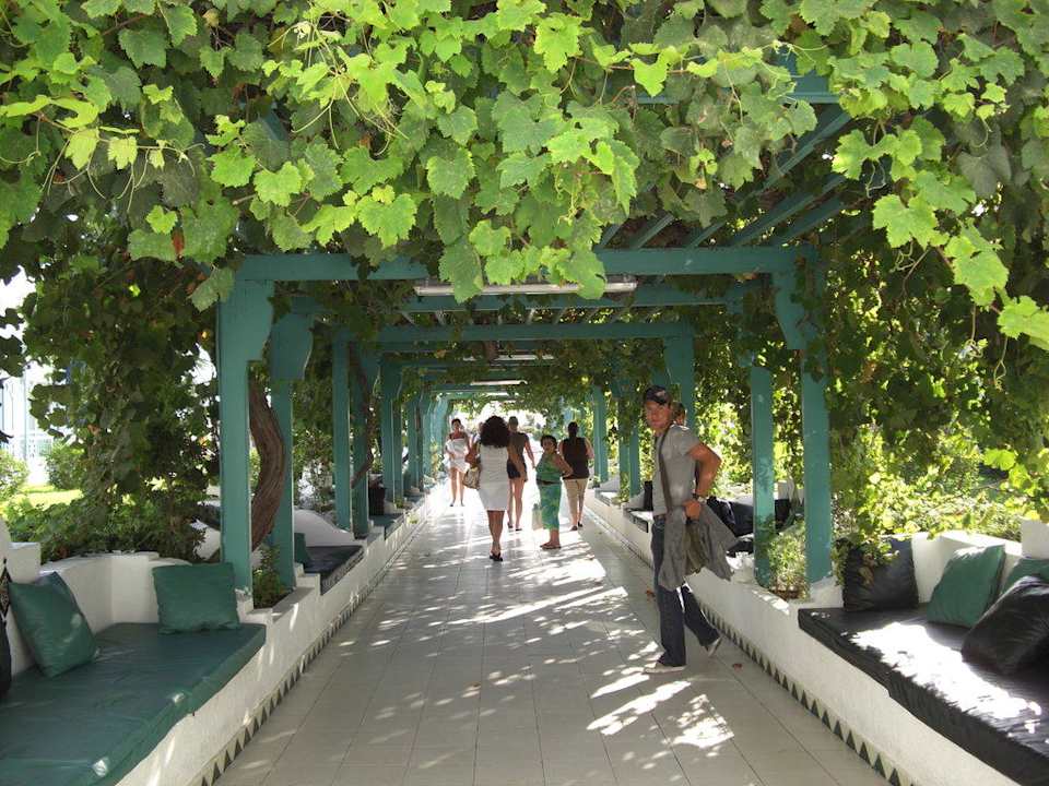 Durchgang zum Strand Hotel El Mouradi Cap Mahdia