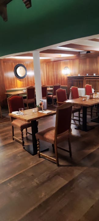 Gastro Waldhotel Tannenhäuschen