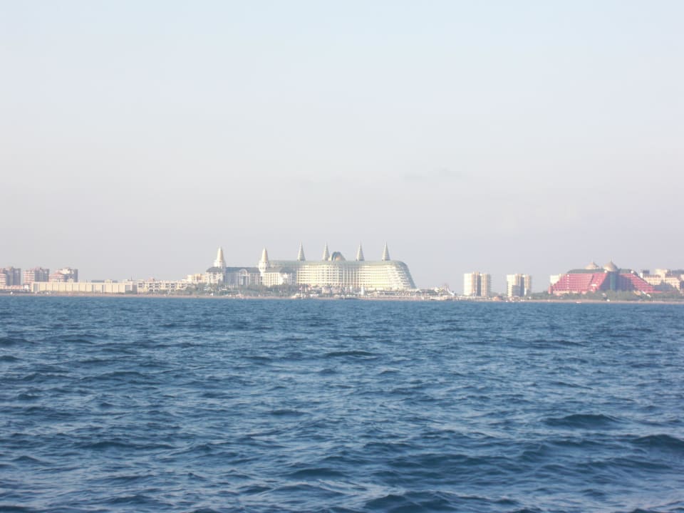 Hotel Imperial vom Boot aus fotografiert  Hotel Delphin Imperial