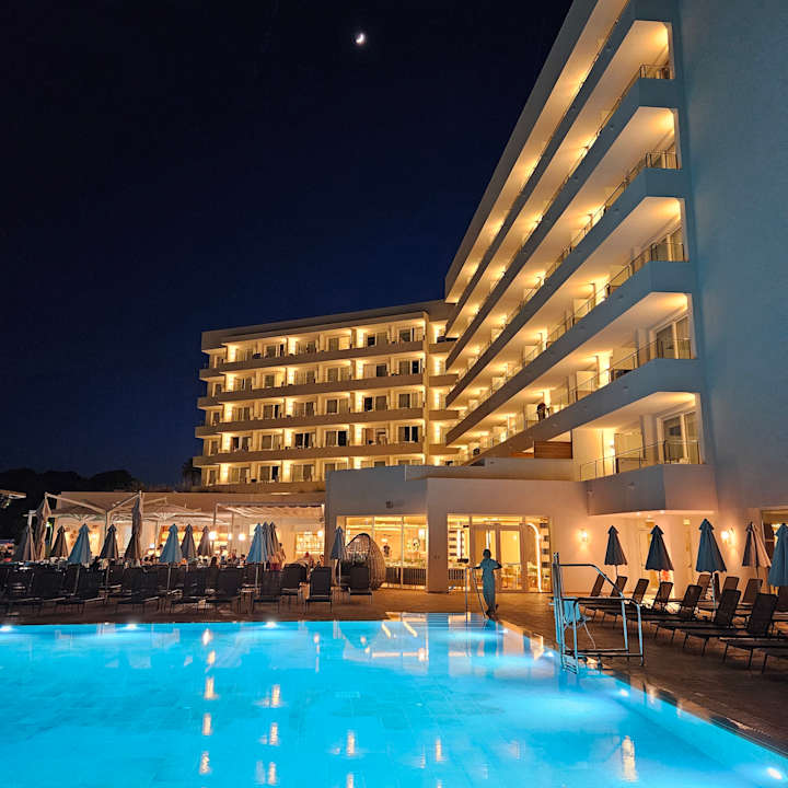 Außenansicht Hipotels Flamenco