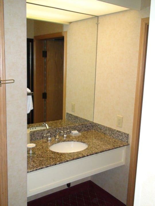 Vorzimmer vor dem Bad Hotel Doubletree Sonoma Wine Country