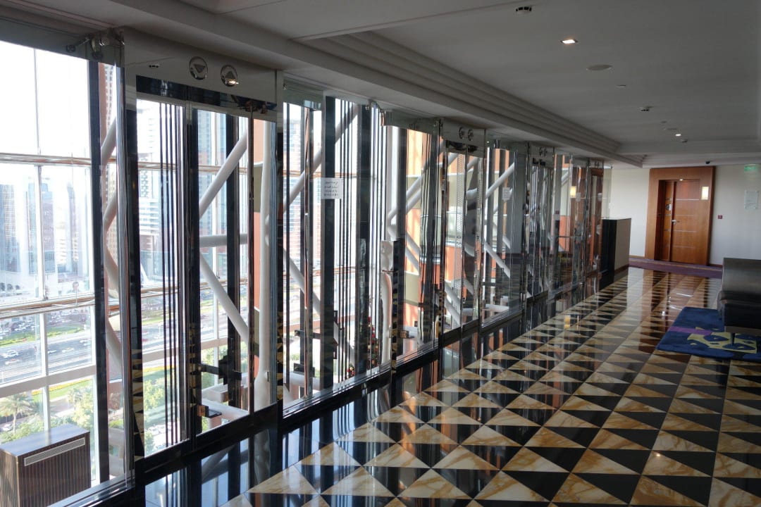 Flur im 12. Stock Hotel Jumeirah Emirates Towers