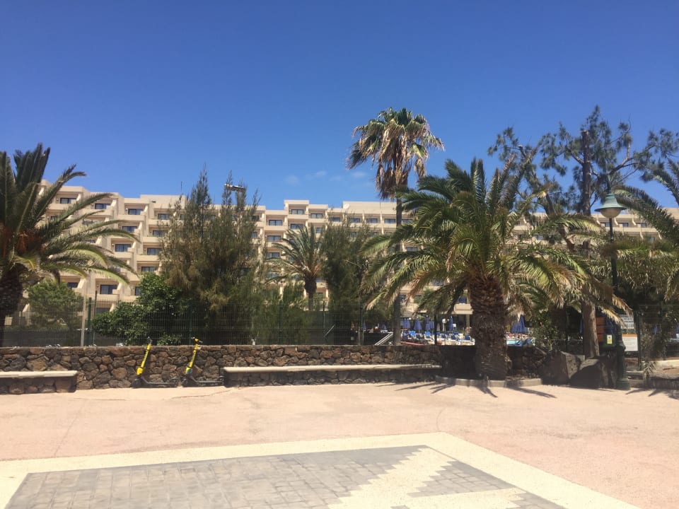 Außenansicht Hotel Grand Teguise Playa