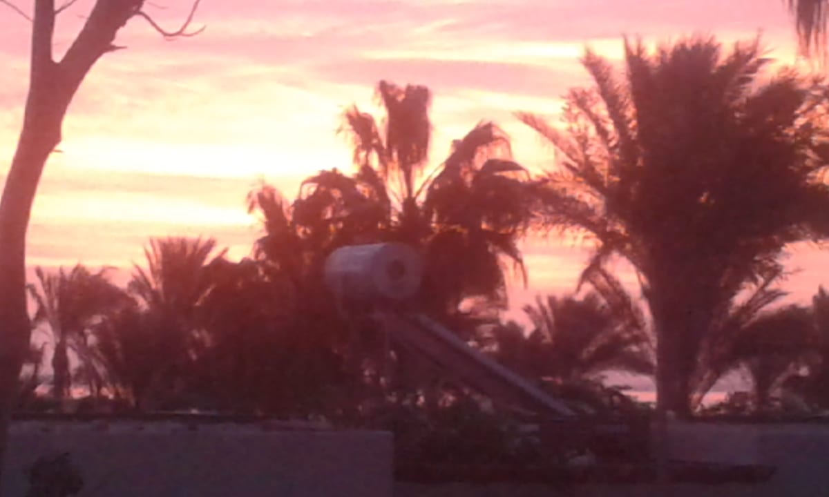 Sonnenaufgang Parrotel Beach Resort