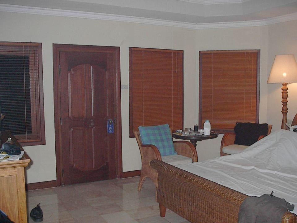 Zimmer Puri Santrian