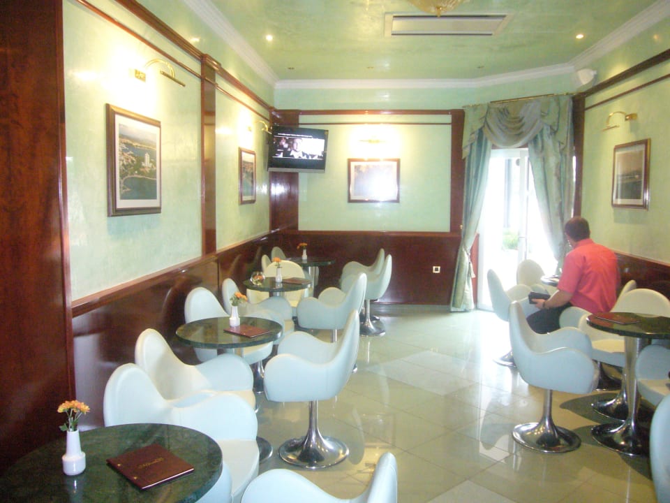 Zum Verweilen. Hotel Miramare