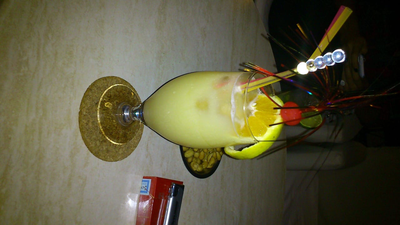 Cocktail Pinacolada Maritimo Beach Hotel