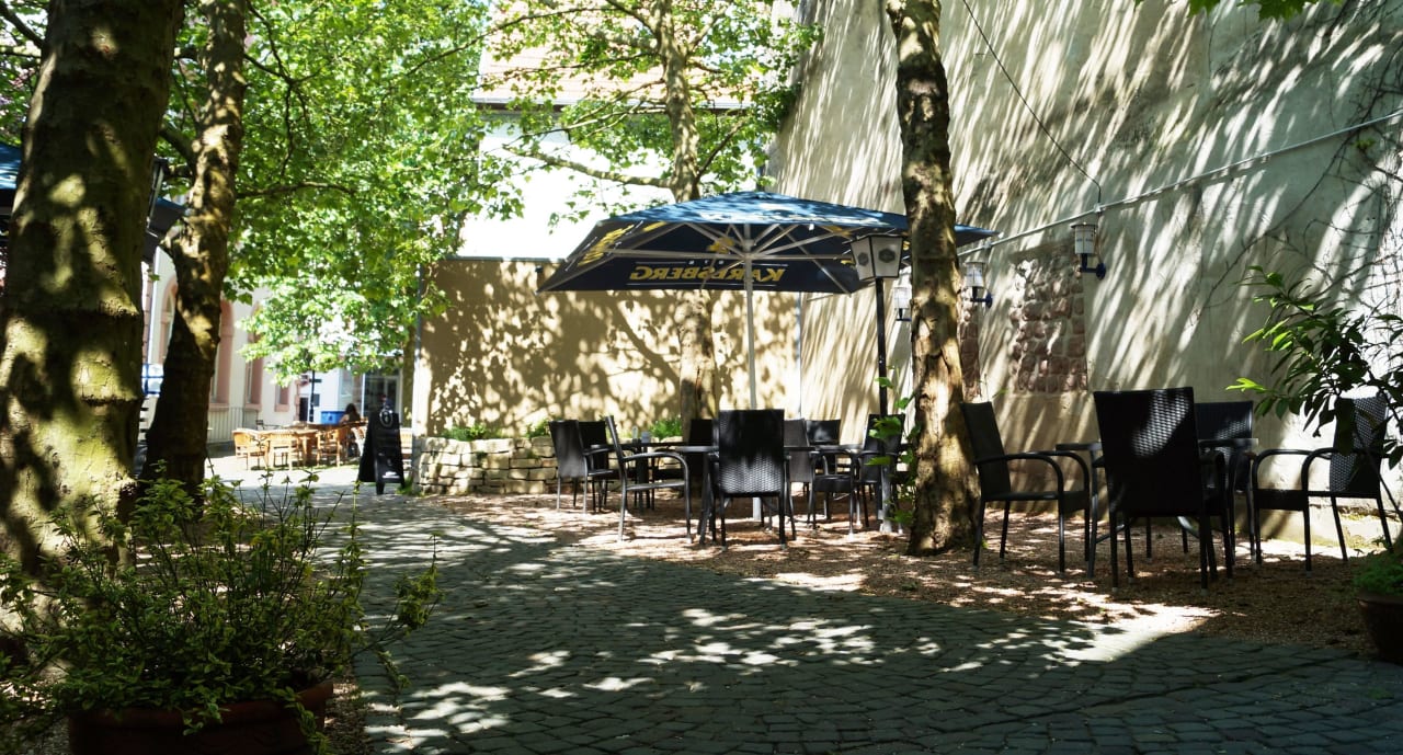 Biergarten Domhotel Restaurant LaWendel