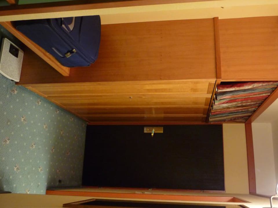 Garderobe Berghotel Tulbingerkogel