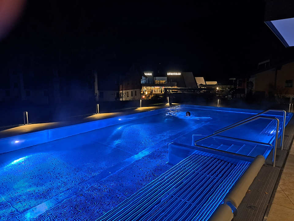 Pool Evident Hotel Prägant