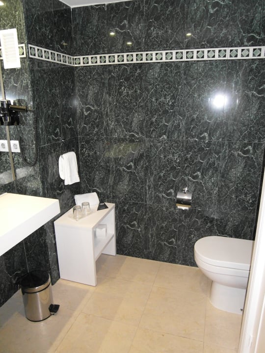 Großzügiges Badezimmer. Gran Canaria Princess