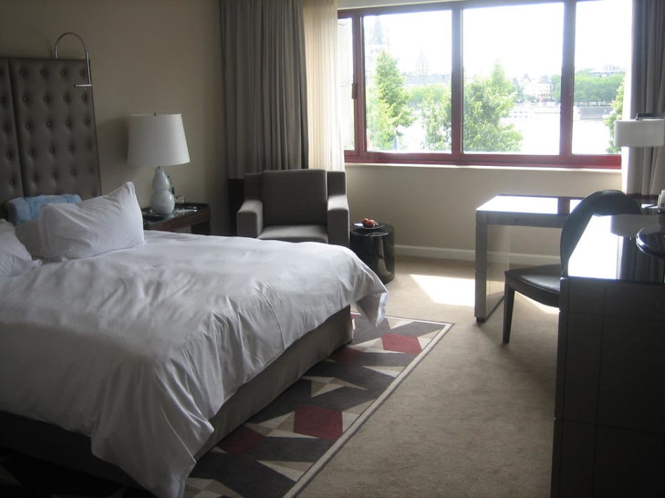 Rheinblickzimmer Hyatt Regency Köln