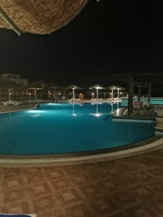 Pool Radisson Blu Resort, El Quseir