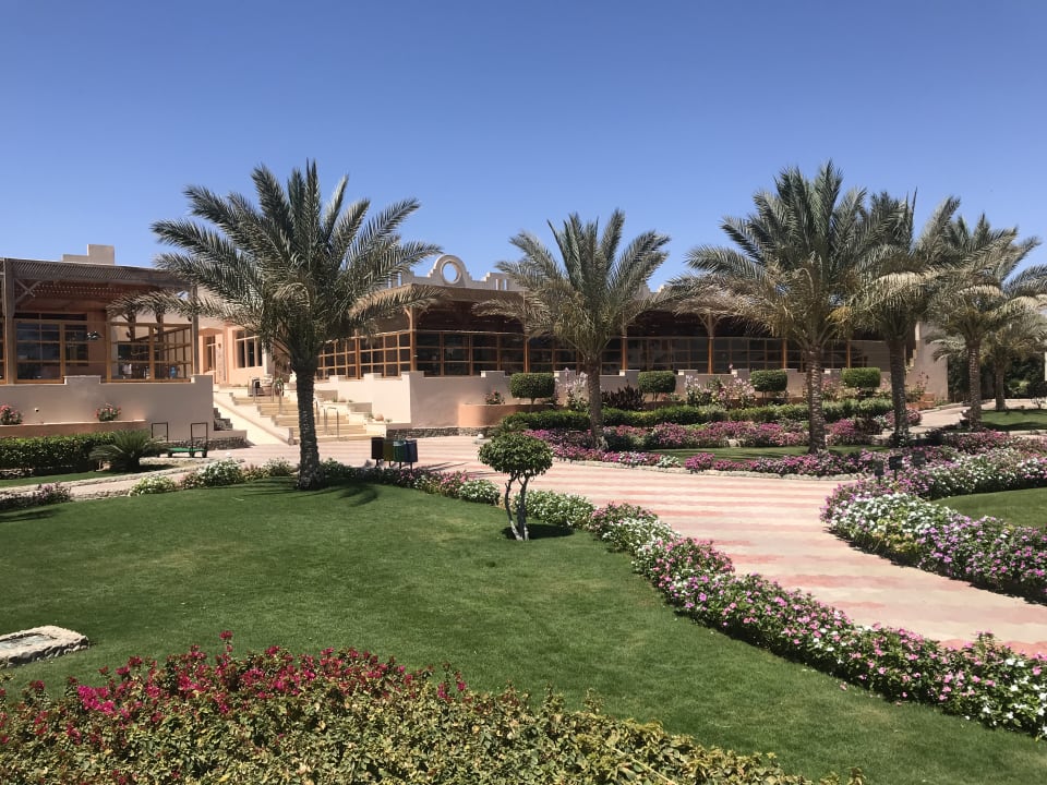 Gartenanlage Three Corners Sea Beach Resort