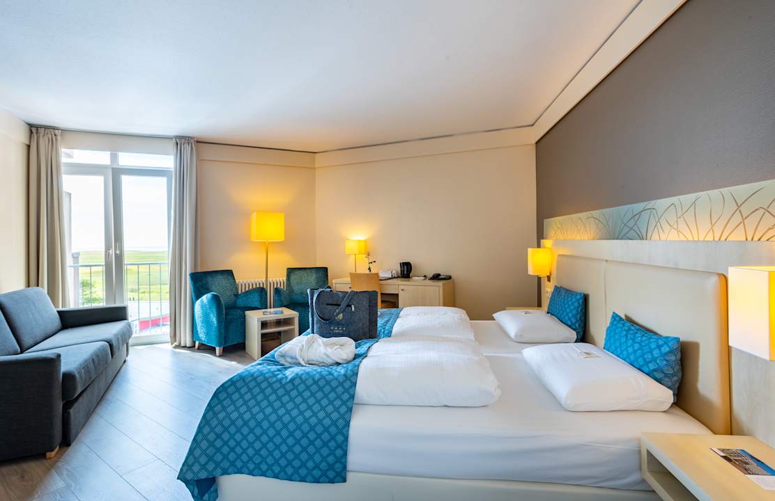 Zimmer ambassador hotel & spa