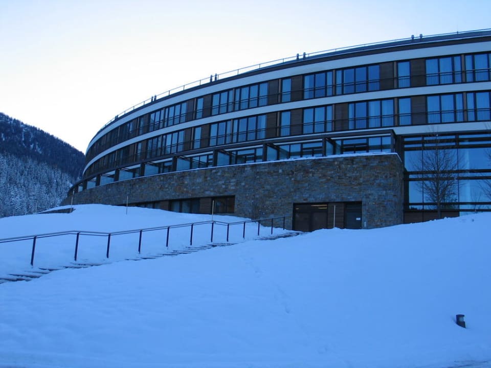 Aussenansicht von Hotel Kempinski Hotel Berchtesgaden