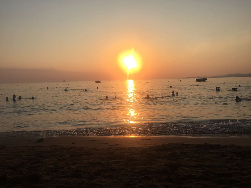 Strand Alaiye Resort & Spa