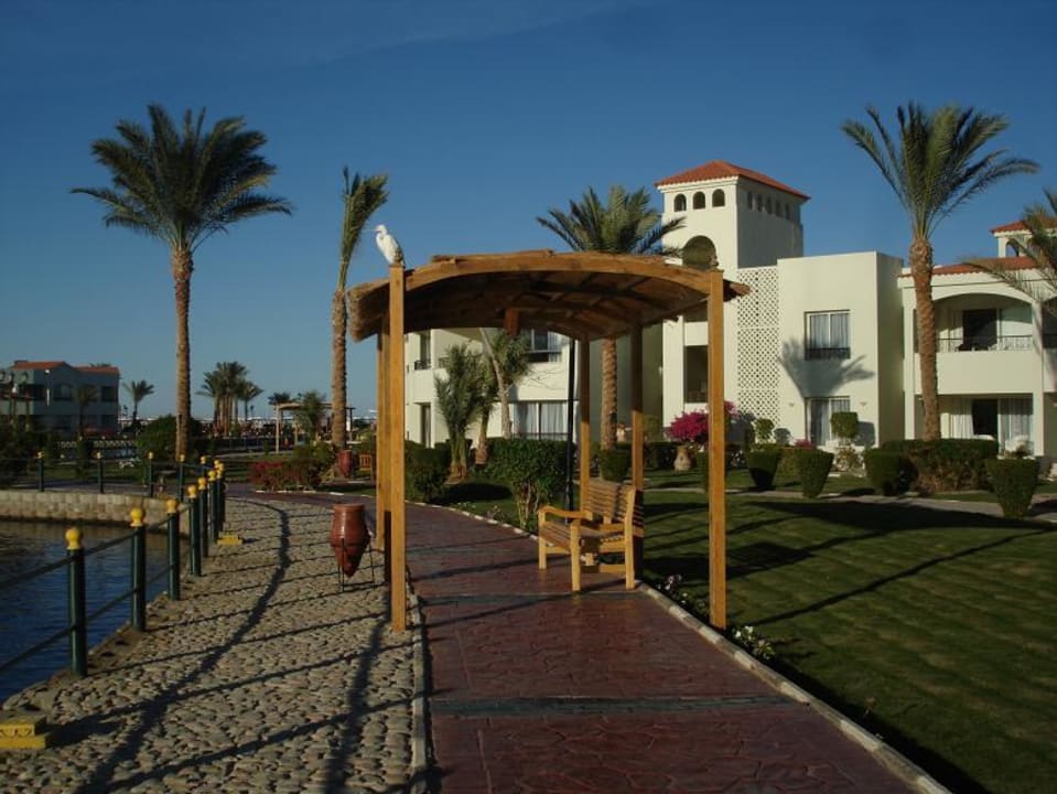 Территория отеля Pickalbatros Dana Beach Resort - Hurghada