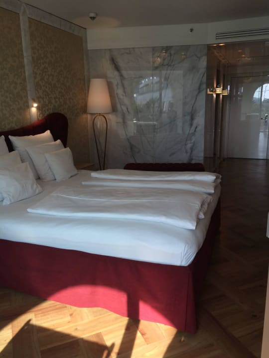 Tolles Schlafzimmer Hotel Victory Therme Erding