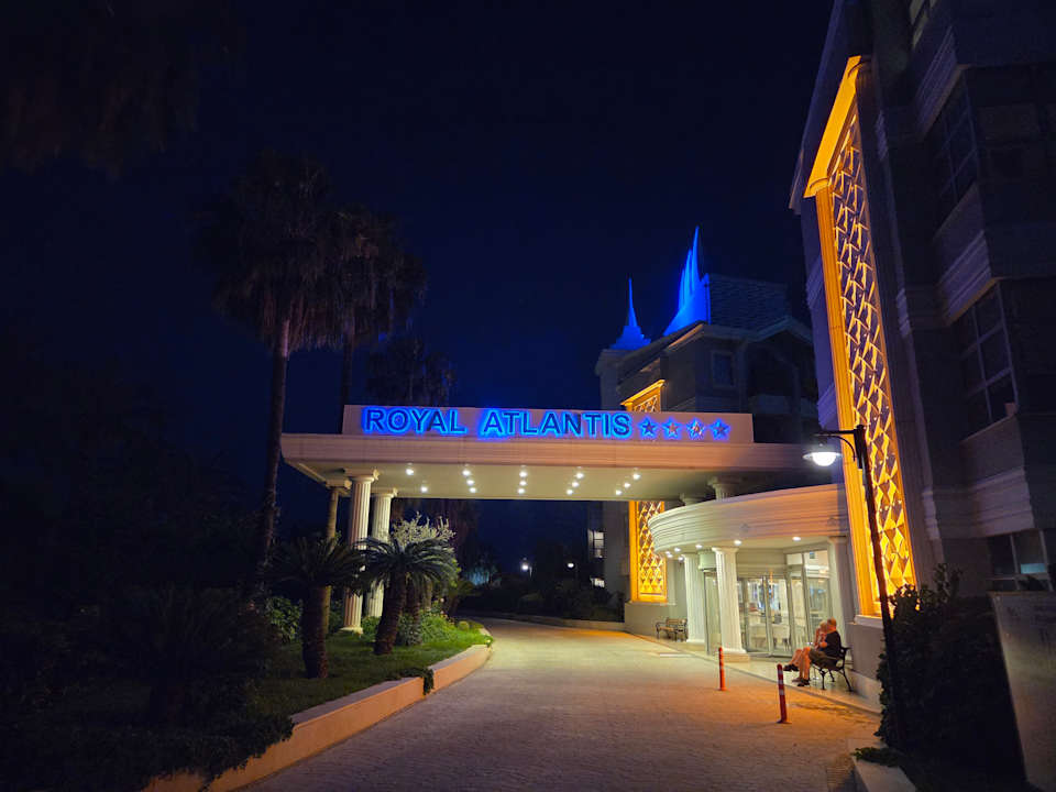 Außenansicht Royal Atlantis Beach Hotel