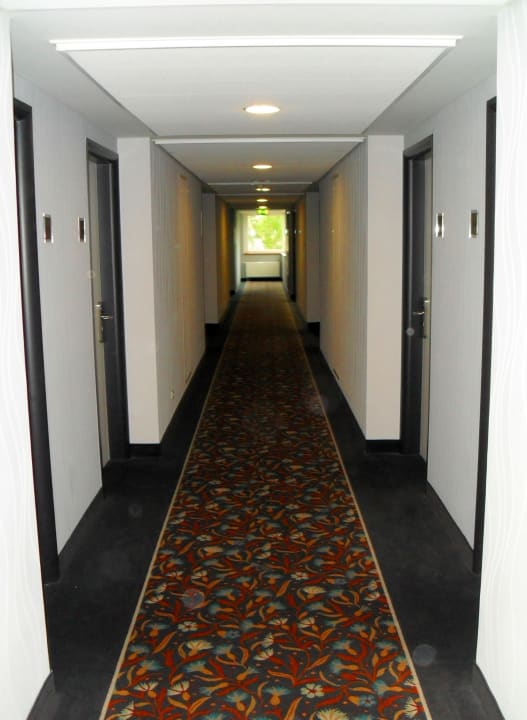 Langer Flur zu meinem Zimmer Parkhotel Görlitz