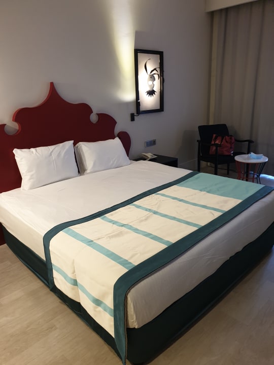 Zimmer Seaden Valentine Resort & Spa