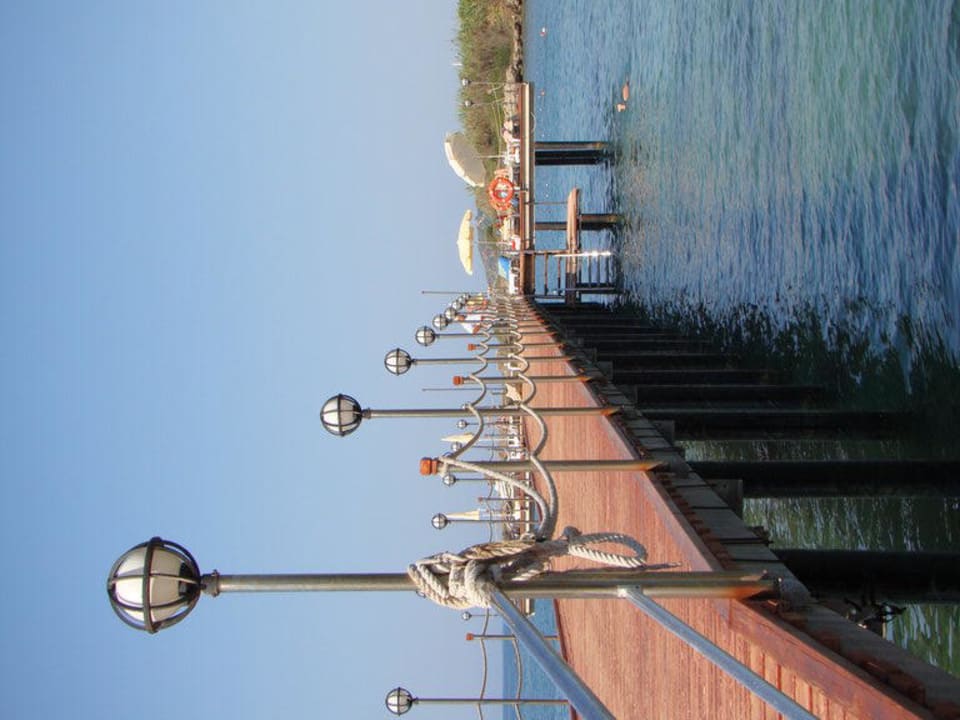 Steg rechts zum Meer Oz Hotels Incekum Beach