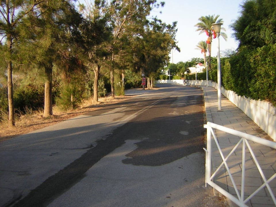 Weg zum Strand Rodos Princess Beach Hotel & Spa