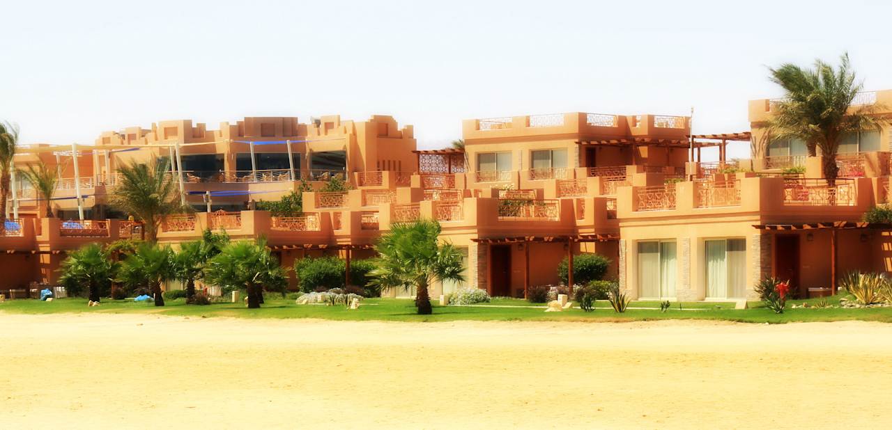 Blick aus dem Meer auf die Zimmer Shams Prestige Abu Soma-Adults Only