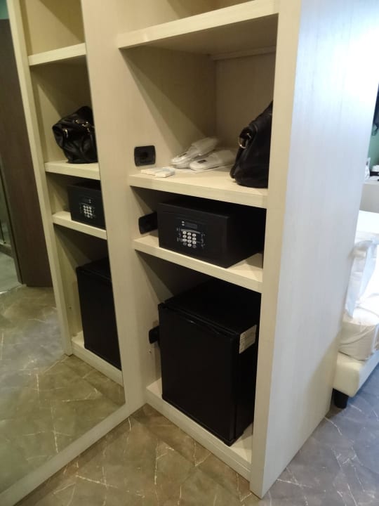 Kühlschrank, Minibar, Safe Klima Hotel Milano Fiere