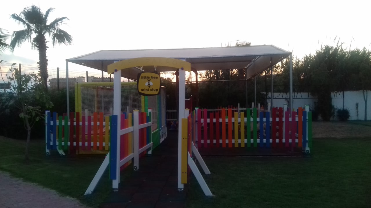 Miniclub Mary Hotel Side