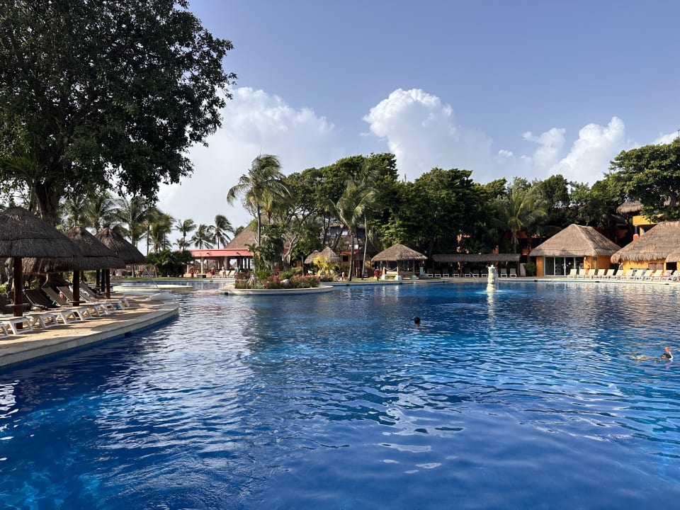 Pool Iberostar Waves Tucan