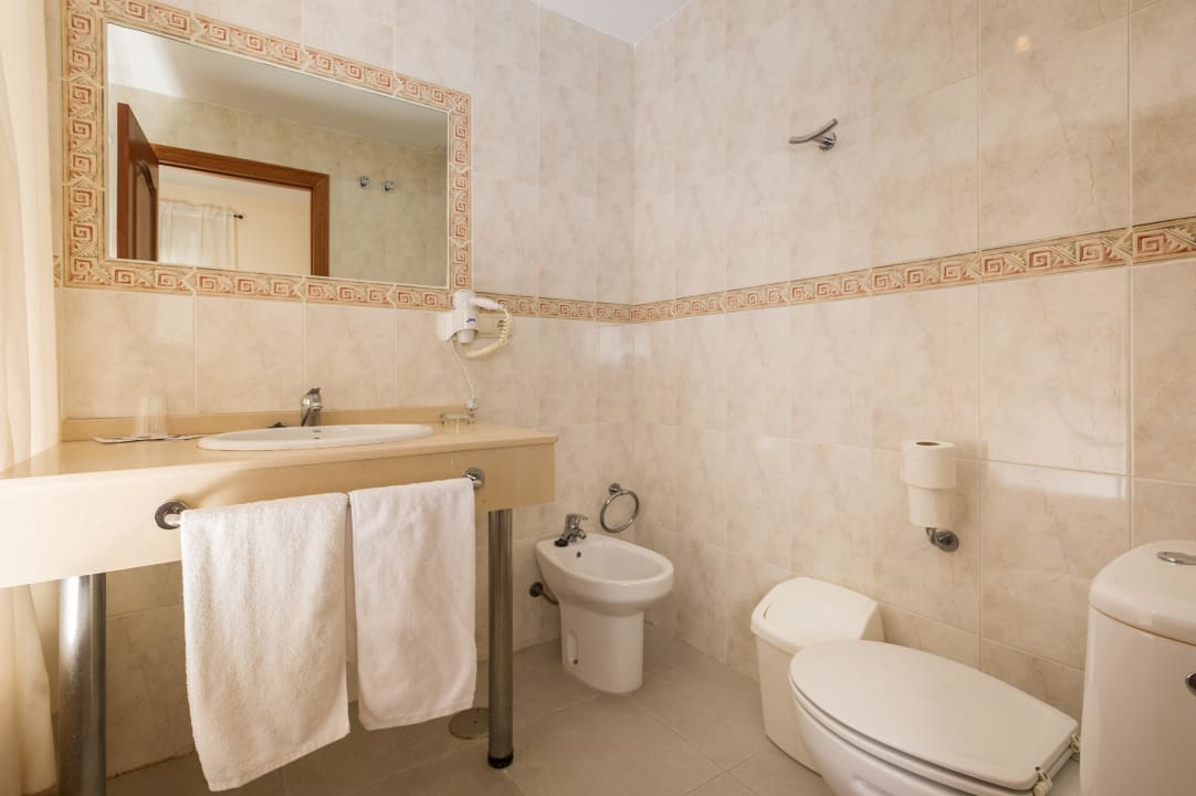 Bathroom Hotel Caracas Playa