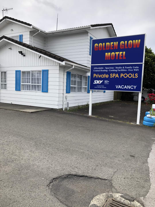 Außenansicht Golden Glow Motel