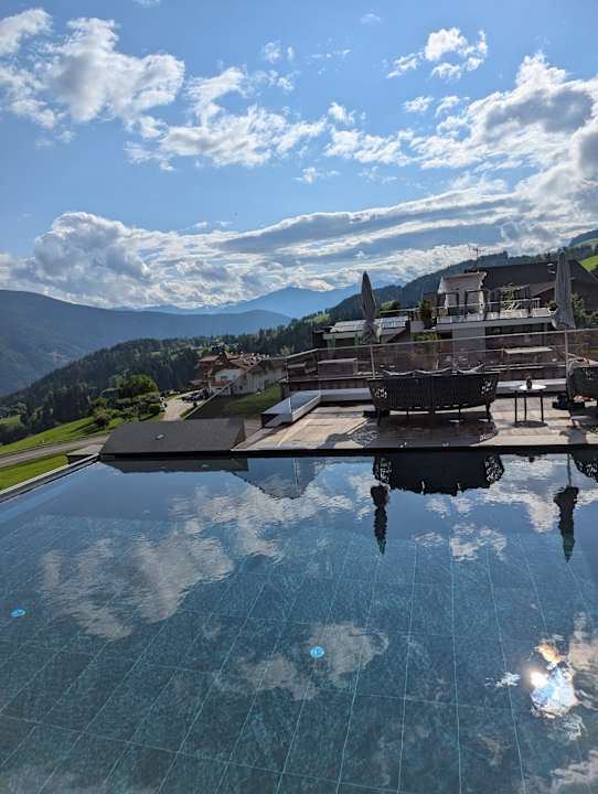 Pool Hotel Terentnerhof