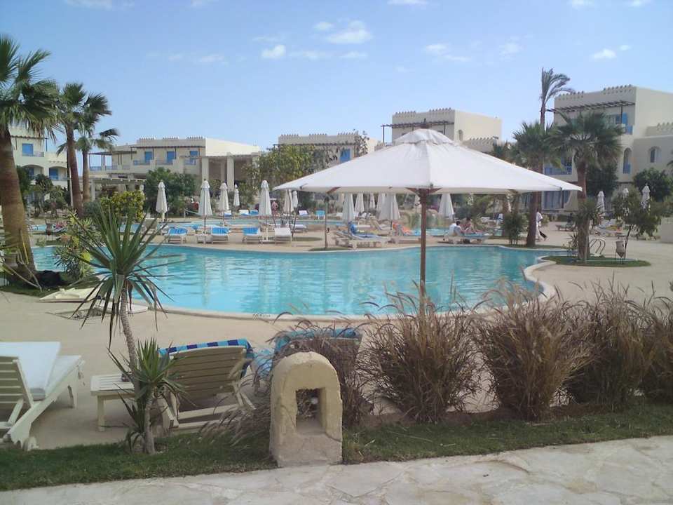 Poolanlage Pasadena Hotel & Resort
