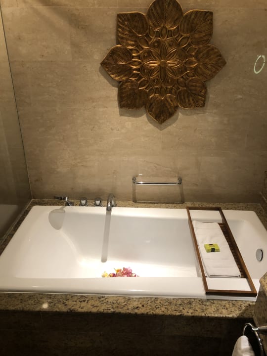 Zimmer InterContinental Bali Resort